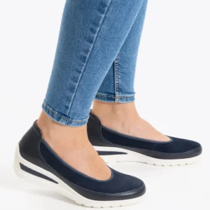 Ara -12-50664 Navy Pump Wedge