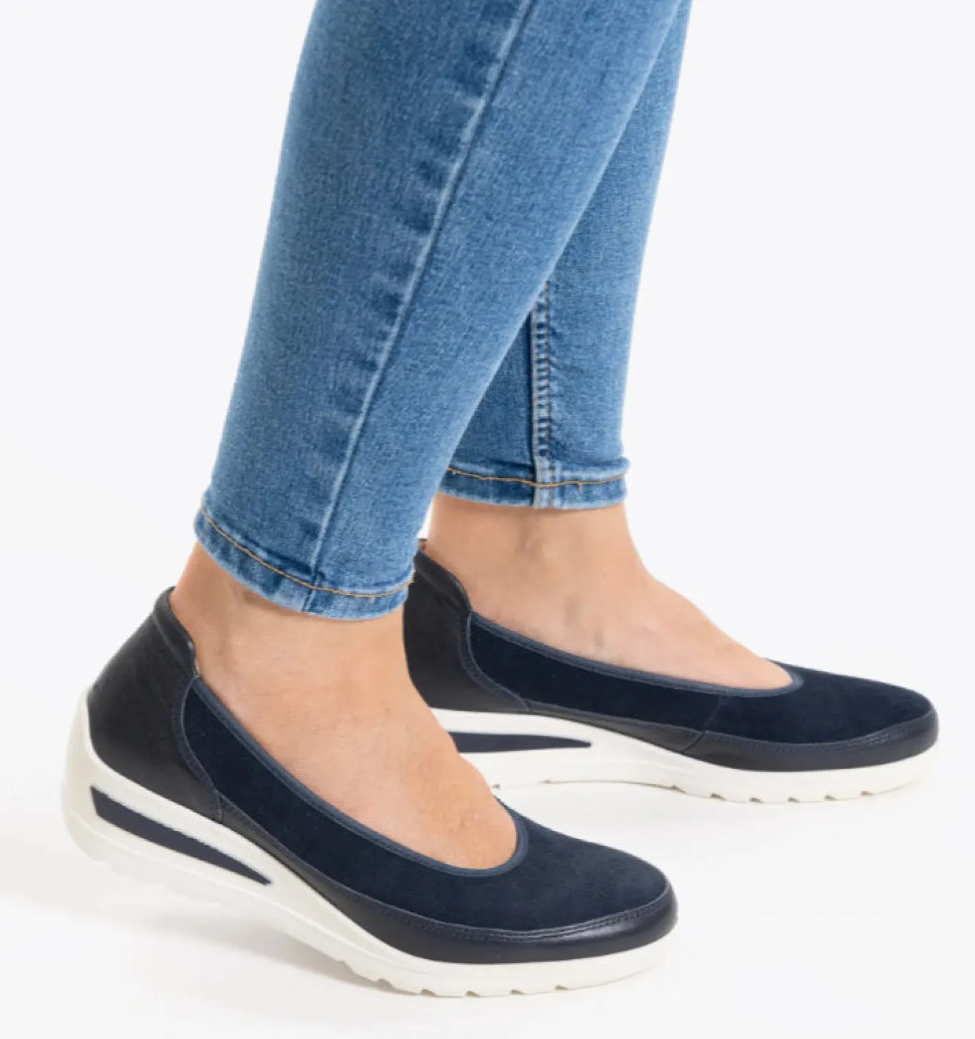 ara__navy_pump_wedge_2.webp Ara -12-50664 Navy Pump Wedge