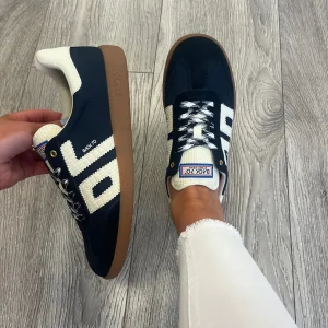 Back 70 - Ghost Navy Trainer