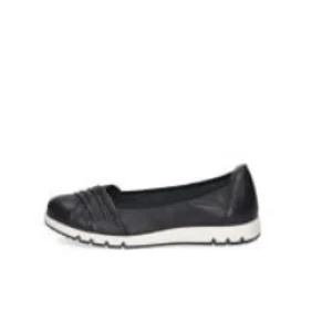 Caprice - 22118 Navy Pump