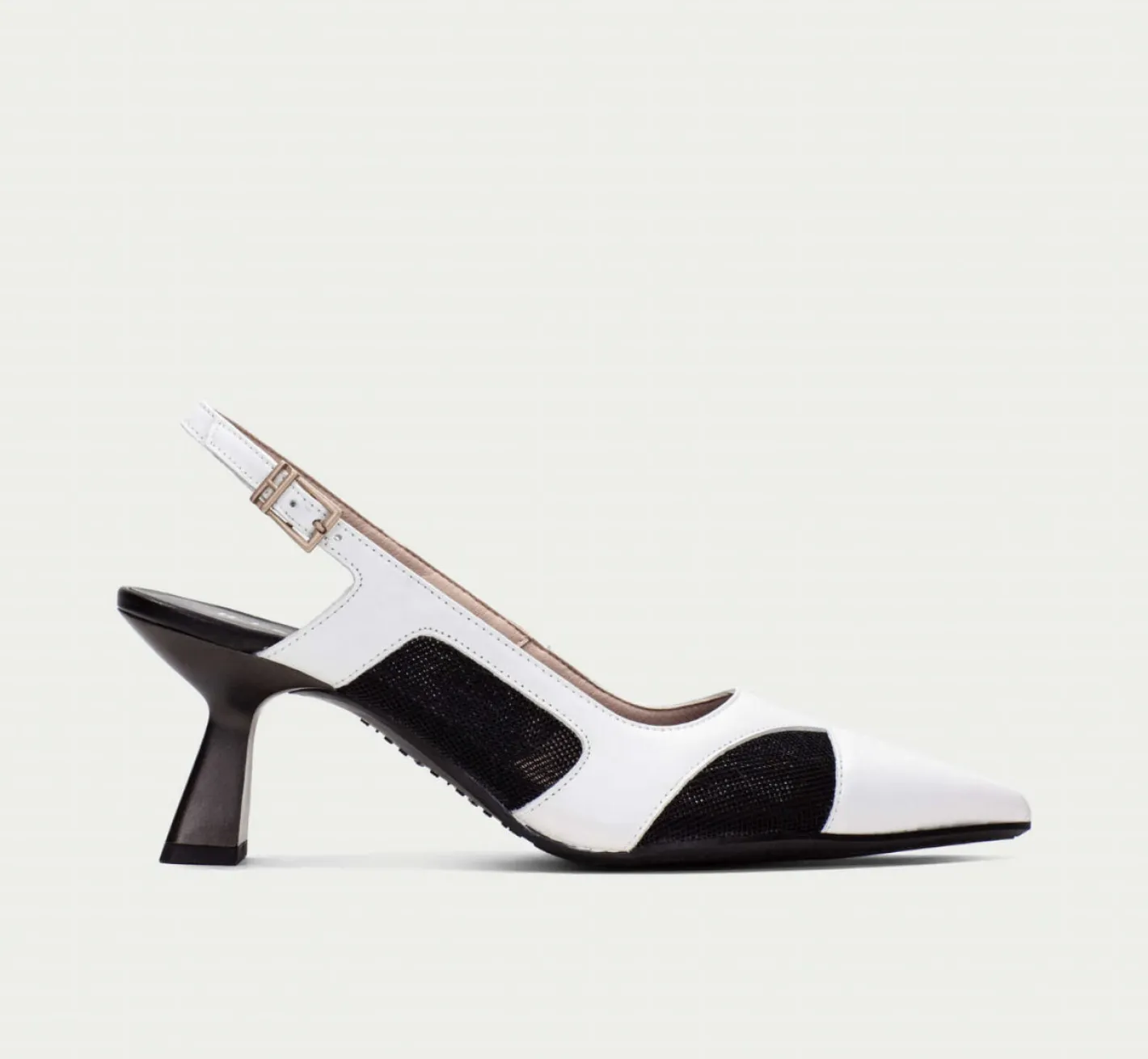 hispanitas__hv_black_and__0-1.webp Hispanitas - HV254003 Black and White Slingback