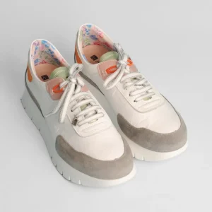 Jose Saenz - 2287 White and Grey Trainer