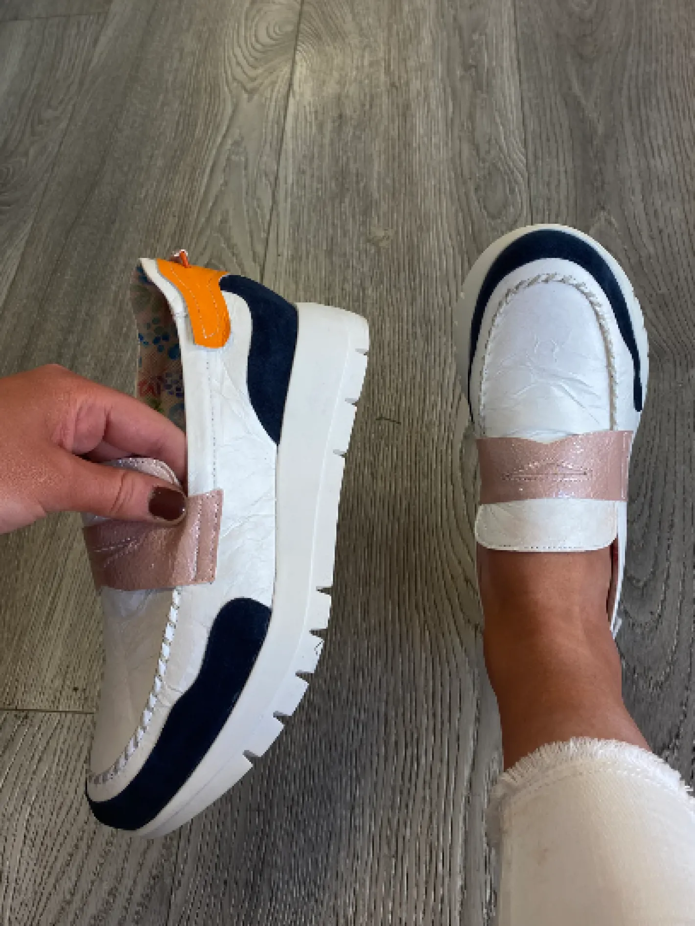 jose_saenz___white_and_na_1.webp Jose Saenz - 2290 White and Navy Wedge Loafer