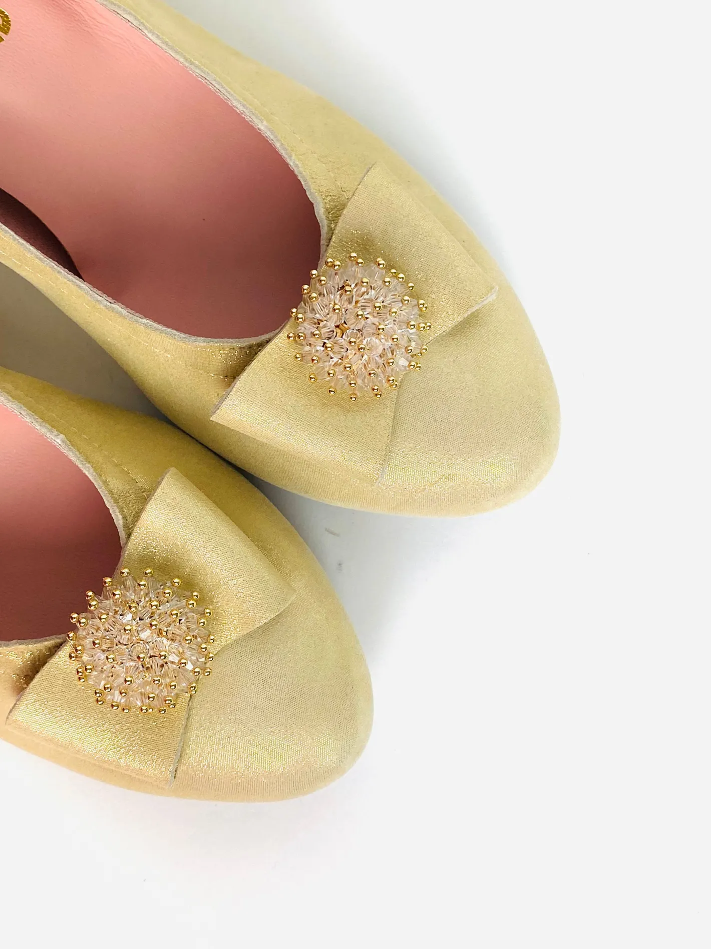 le_babe___gold_court_shoe_2.webp Le Babe - 3047 Gold Court Shoe*