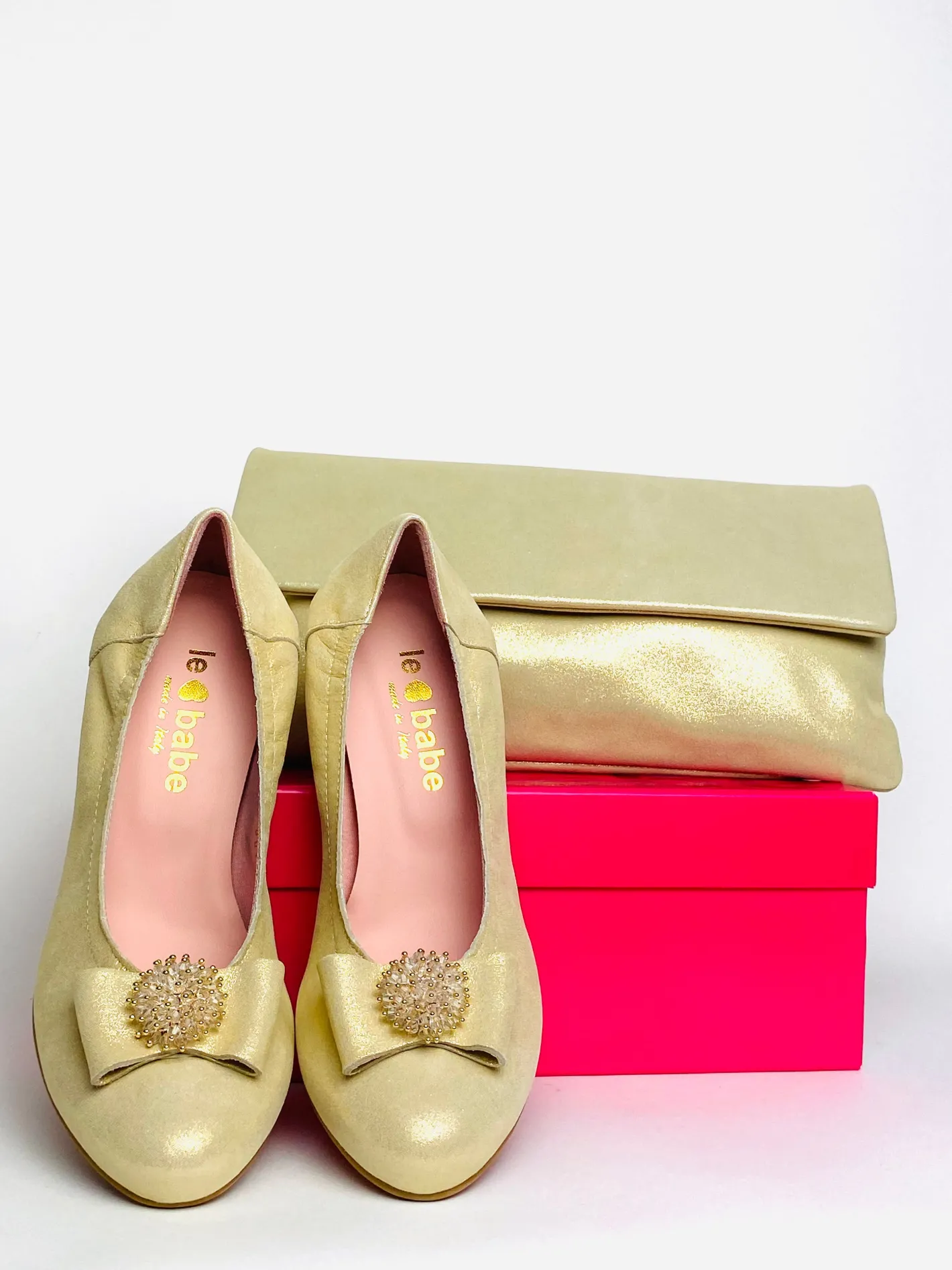 le_babe___gold_court_shoe_3.webp Le Babe - 3047 Gold Court Shoe*