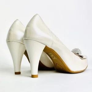 Le Babe - Ivory Cluster Med Heel Court Shoe*