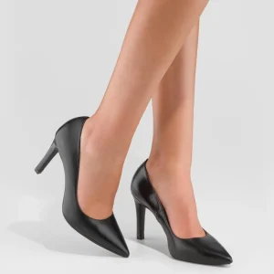Lodi - Rabot Black Leather Court Shoe