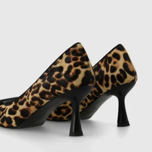 Lodi - TUC-P Leopard Court Shoe