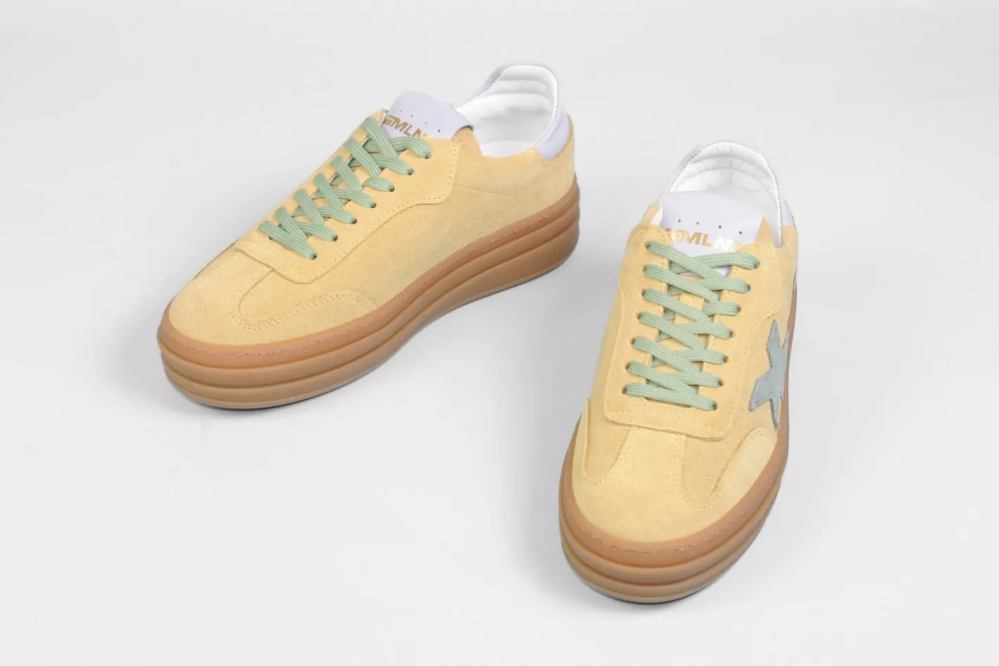 mlin___z_yellow_multi_ret_3.webp Méliné - 526 Z Yellow Multi Retro Trainer