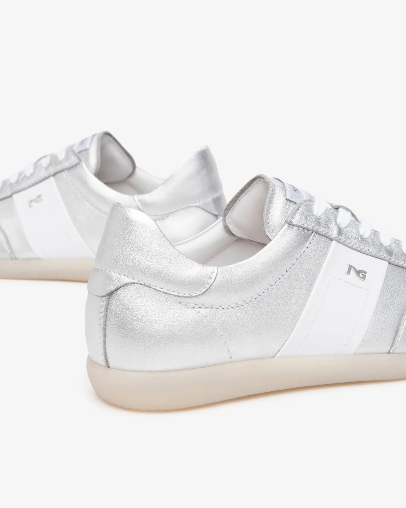 nerogiardini__ed_silver_r_1.webp NeroGiardini - E512850D Silver Retro Trainer
