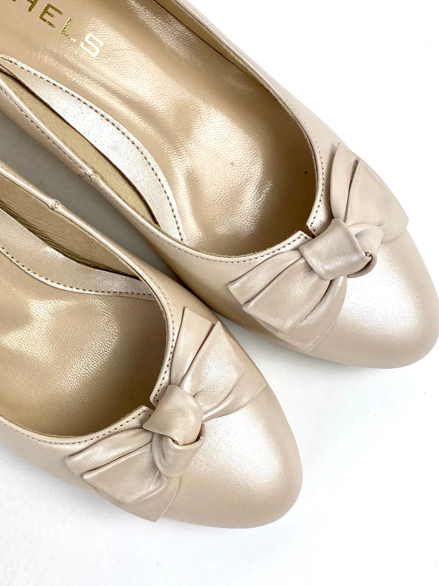 rachels__s_cream_bow_cour_1.webp Rachel's Rachels - S7705 Cream Bow Court Shoe