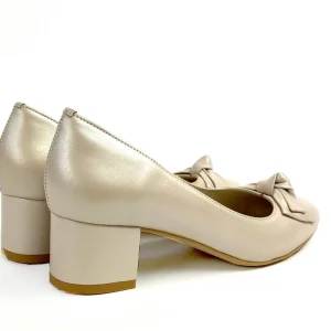 Rachel's Rachels - S7705 Cream Bow Court Shoe