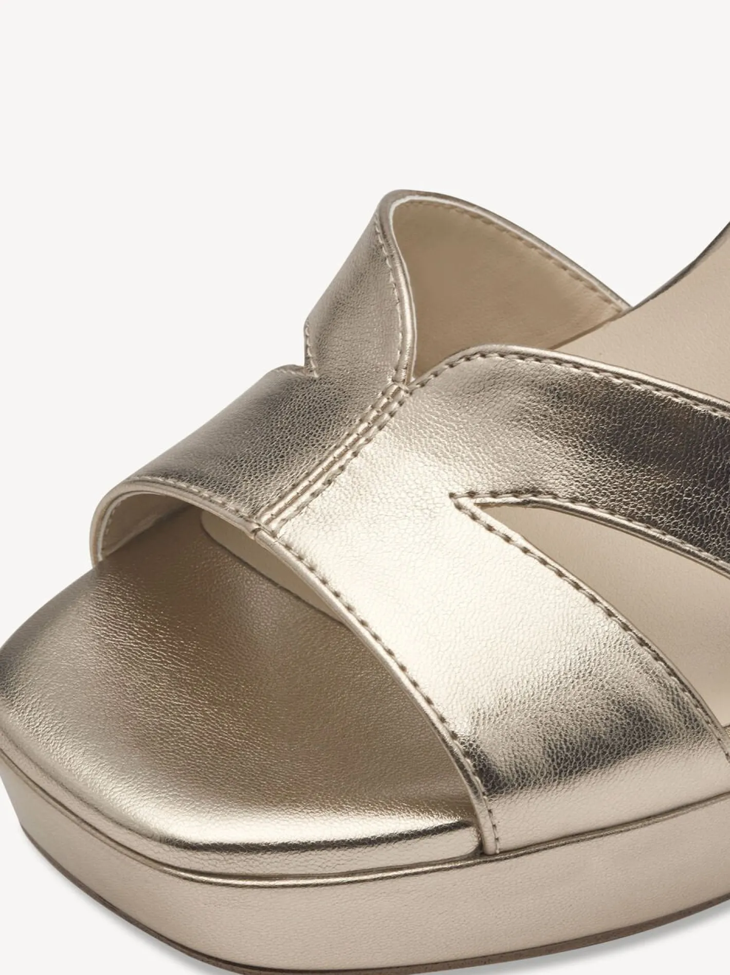 tamaris___gold_platform_s_2.webp Tamaris - 28349 Gold Platform sandal