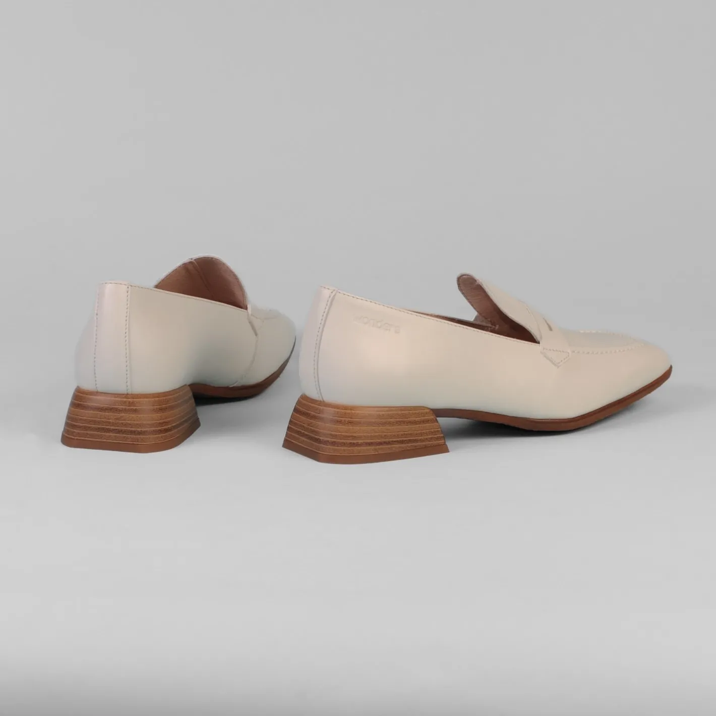 wonders__c_ivory_loafer_2.webp Wonders - C-7122 Ivory Loafer