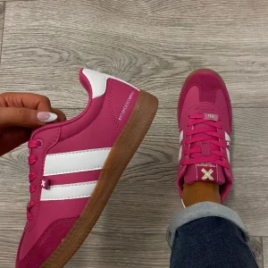 XTI - 143485 Pink and White Trainer
