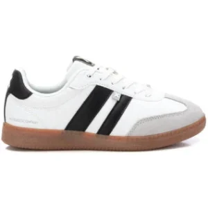 XTI - 143485 White and Black Retro Trainer