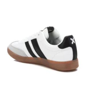 XTI - 143485 White and Black Retro Trainer
