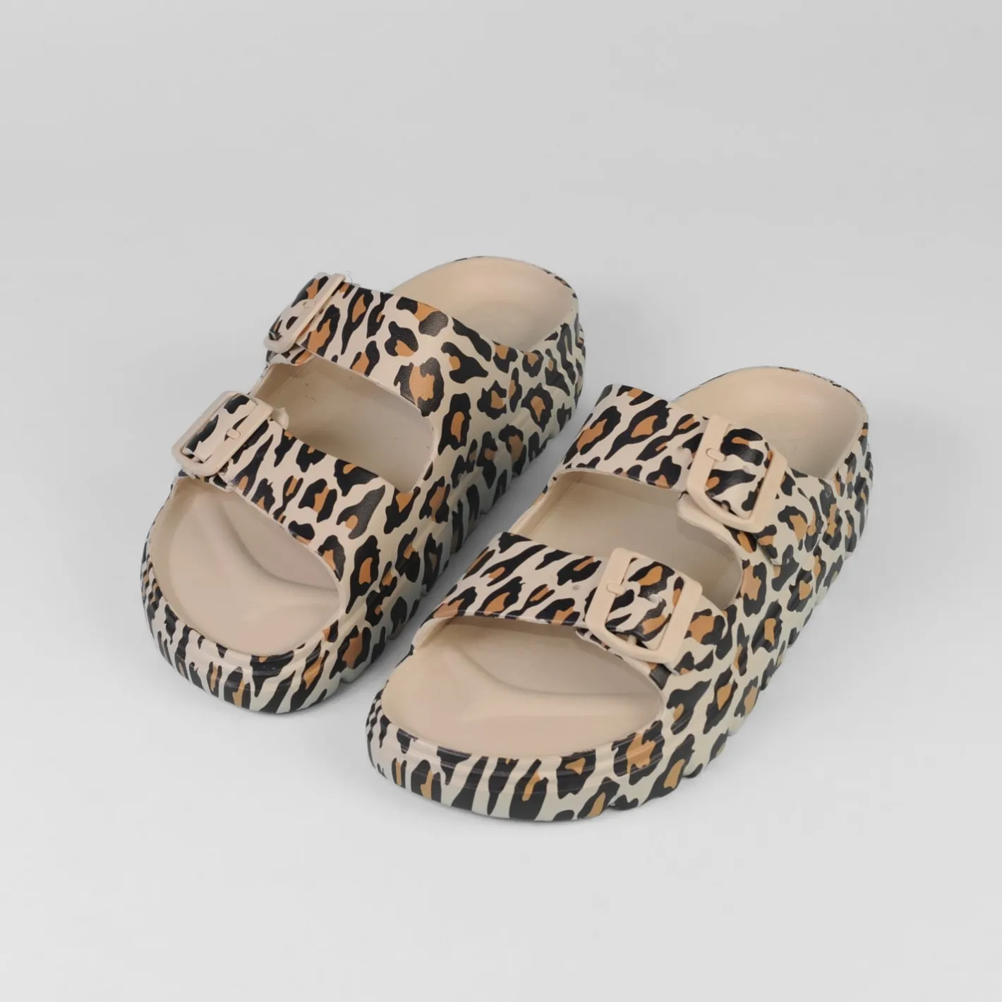 xti__leopard_pool_slide_2.webp XTI - Leopard Pool Slide